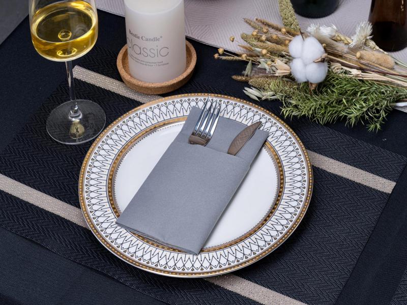 Kako odabrati prave jednokratne Airlaid salvete u boji za svoju zabavu?